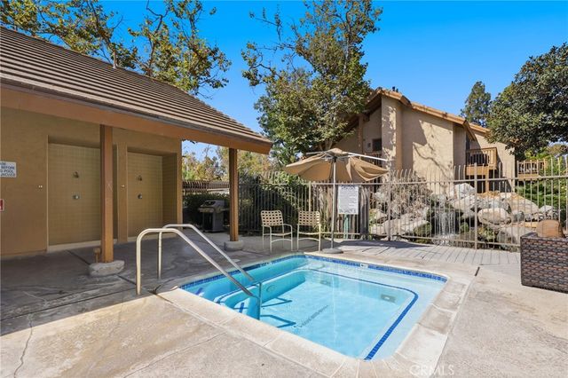 44 Tangelo 298, Irvine, CA 92618