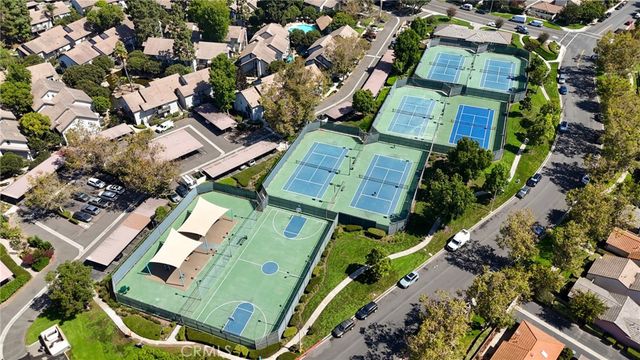 44 Tangelo 298, Irvine, CA 92618