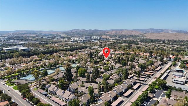 44 Tangelo 298, Irvine, CA 92618