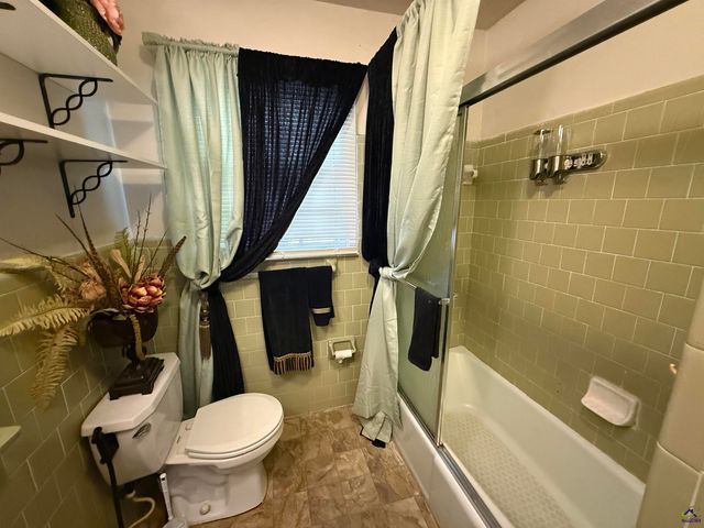 1977 Thomas Drive, Macon, GA 31217