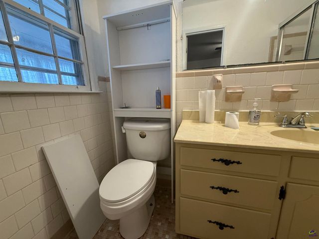 1977 Thomas Drive, Macon, GA 31217