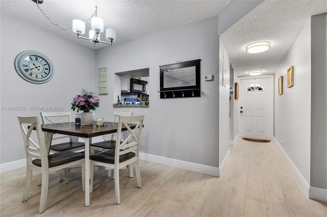 3777 NW 78th Avenue 15A, Davie, FL 33024