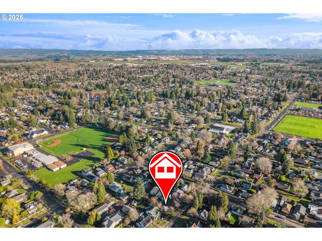 343 Ne JACKSON St, Hillsboro, OR 97124