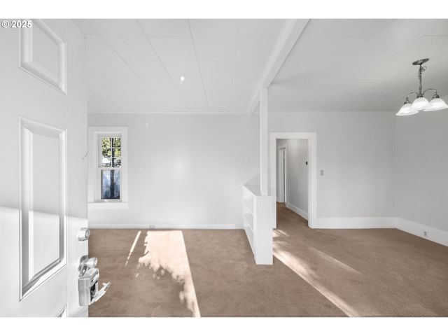 343 Ne JACKSON St, Hillsboro, OR 97124