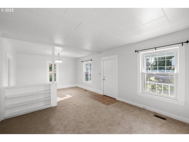 343 Ne JACKSON St, Hillsboro, OR 97124