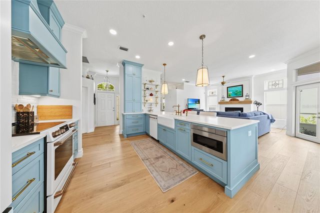 208 WIMBLEDON CIRCLE, Lake Mary, FL 32746