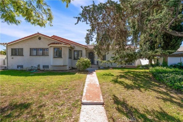 1312 W Orangethorpe, Fullerton, CA 92833