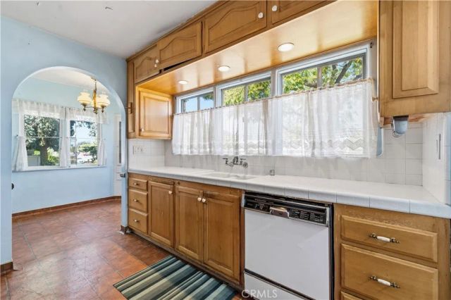 1312 W Orangethorpe, Fullerton, CA 92833