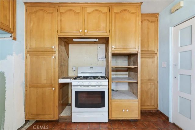 1312 W Orangethorpe, Fullerton, CA 92833