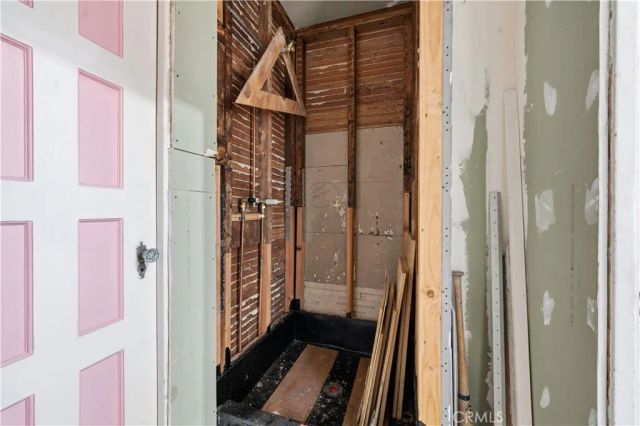 1312 W Orangethorpe, Fullerton, CA 92833