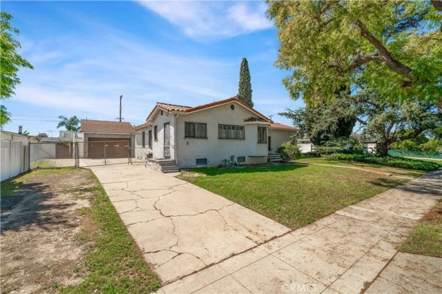 1312 W Orangethorpe, Fullerton, CA 92833