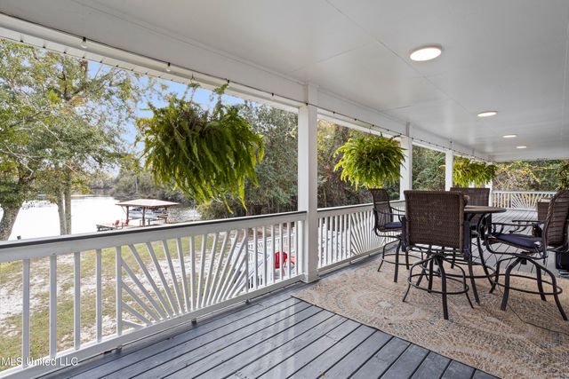 4177 Rue Sanchez, Biloxi, MS 39532