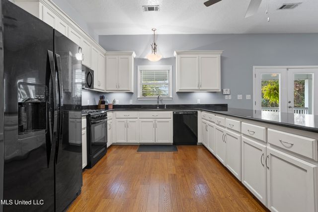 4177 Rue Sanchez, Biloxi, MS 39532