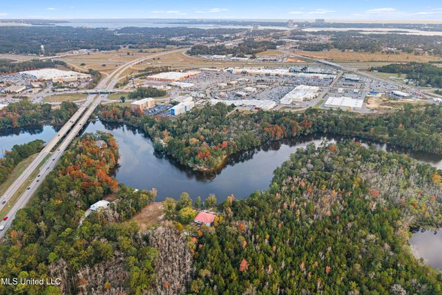 4177 Rue Sanchez, Biloxi, MS 39532