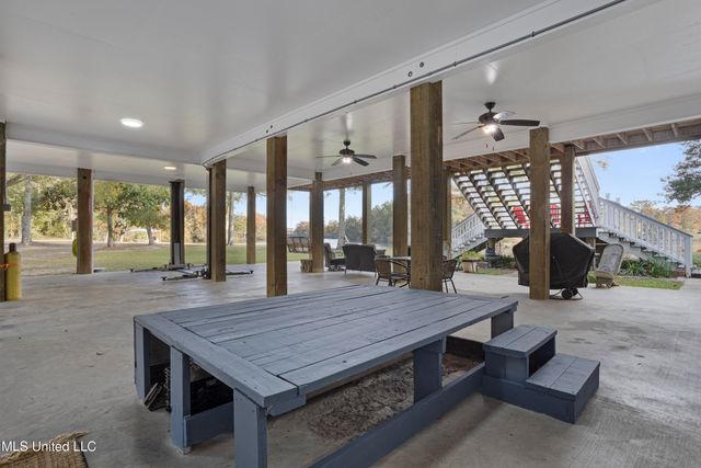 4177 Rue Sanchez, Biloxi, MS 39532