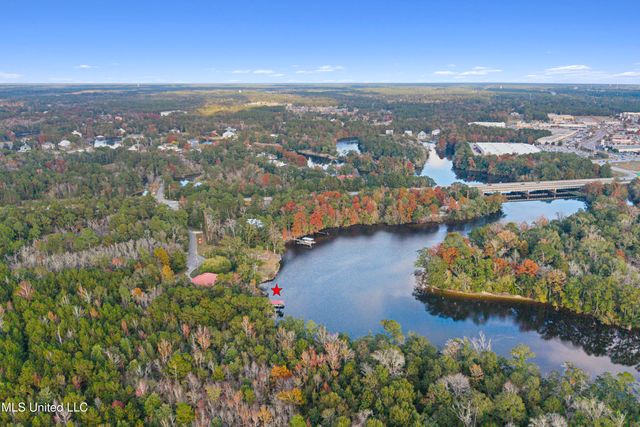 4177 Rue Sanchez, Biloxi, MS 39532