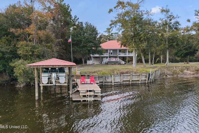 4177 Rue Sanchez, Biloxi, MS 39532