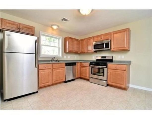 39 Athens St 2, Weymouth, MA 02191