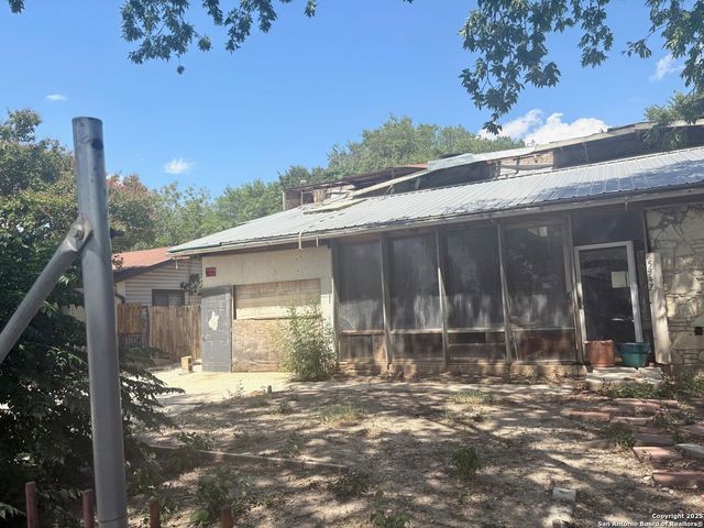 5347 La Cresenta St, San Antonio, TX 78228