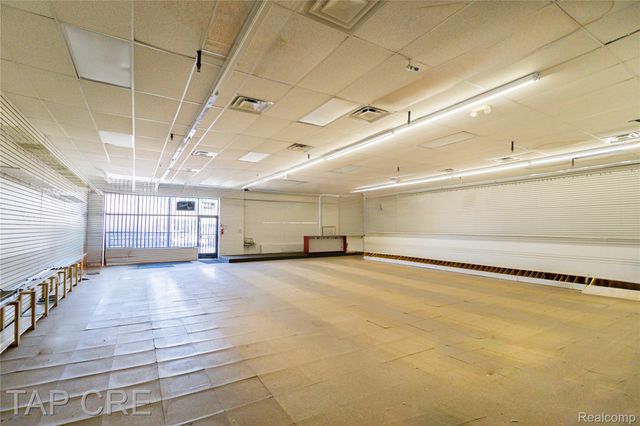 13427 Schaefer Highway, Detroit, MI 48227