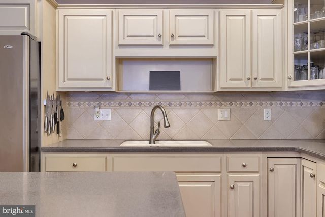 147 FIELDCREST LN, Ephrata, PA 17522