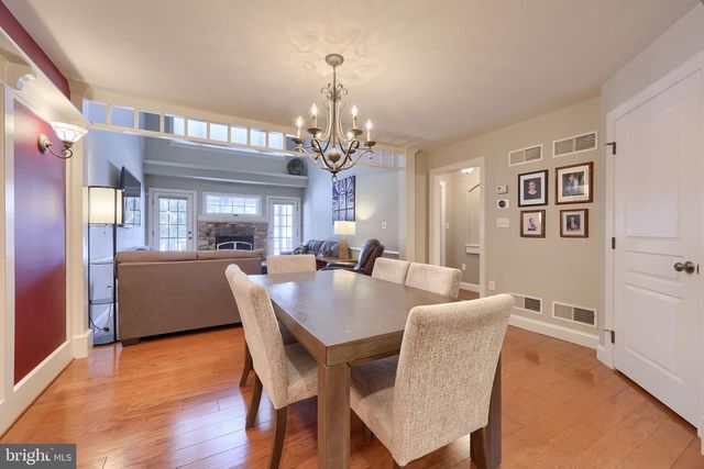 147 FIELDCREST LN, Ephrata, PA 17522