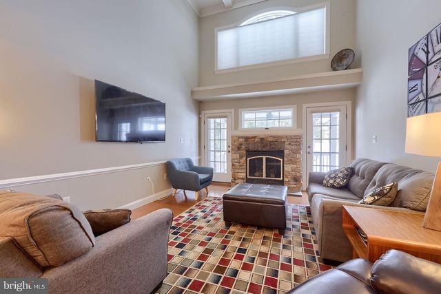 147 FIELDCREST LN, Ephrata, PA 17522