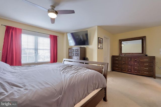 147 FIELDCREST LN, Ephrata, PA 17522