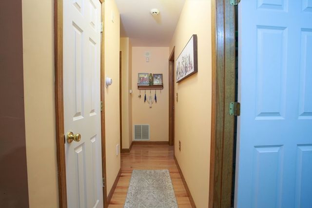 665 Center St 311, Ludlow, MA 01056