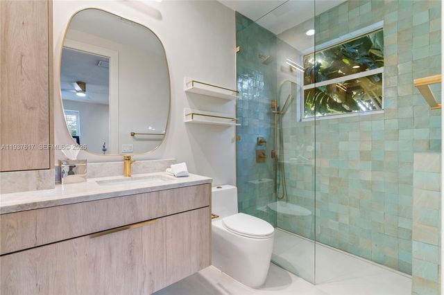 11032 Pine Lodge Trl, Davie, FL 33328