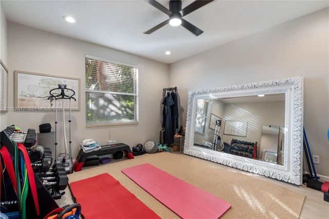 11032 Pine Lodge Trl, Davie, FL 33328