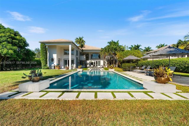 11032 Pine Lodge Trl, Davie, FL 33328