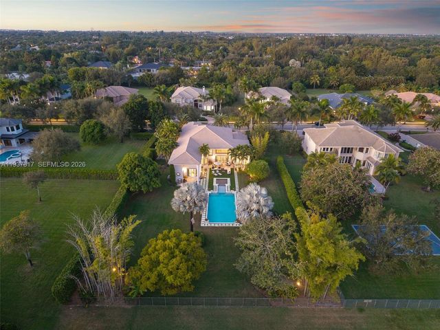 11032 Pine Lodge Trl, Davie, FL 33328