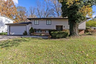 300 Brookhaven Drive E, Columbus, OH 43230