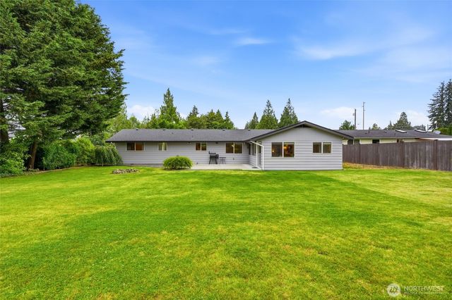2111 93rd Drive SE, Lake Stevens, WA 98258