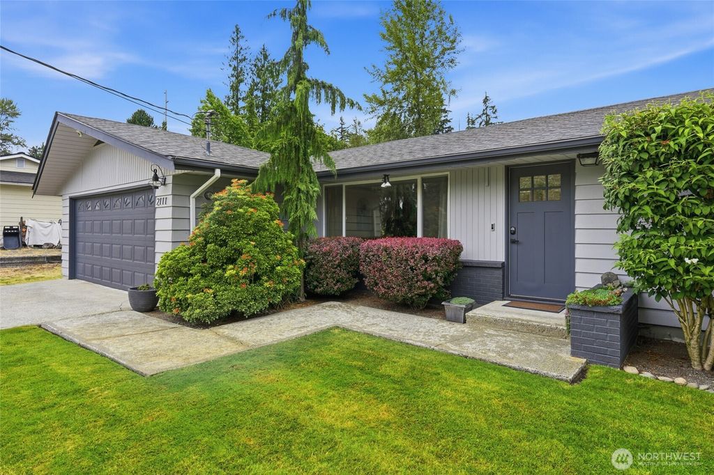 2111 93rd Drive SE, Lake Stevens, WA 98258