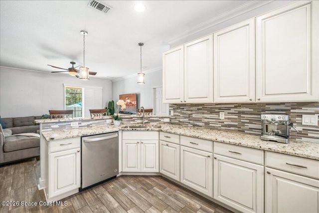 228 Abernathy Circle SE, Palm Bay, FL 32909