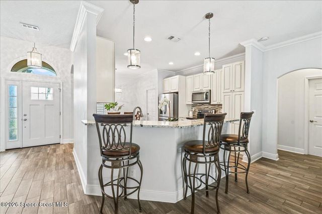 228 Abernathy Circle SE, Palm Bay, FL 32909