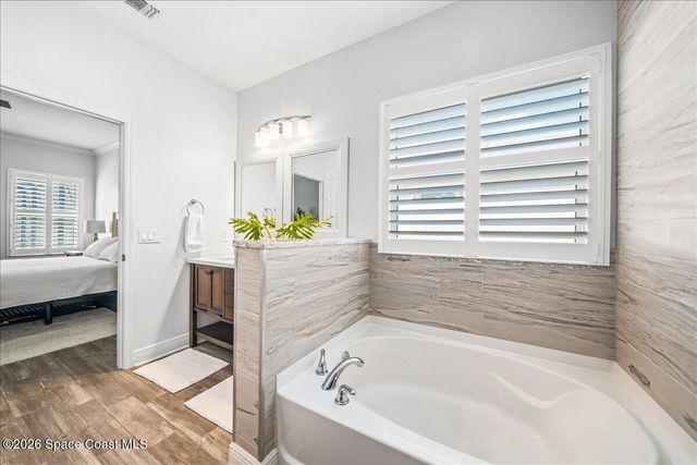 228 Abernathy Circle SE, Palm Bay, FL 32909