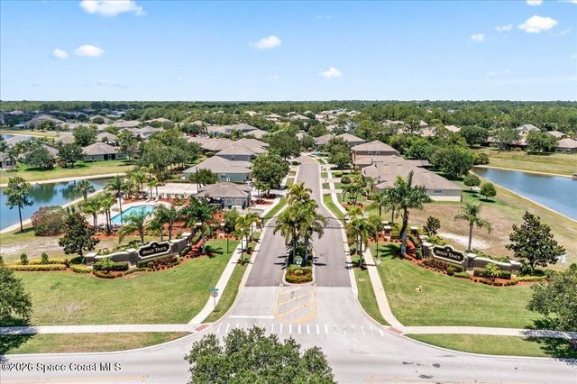 228 Abernathy Circle SE, Palm Bay, FL 32909