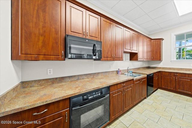 228 Abernathy Circle SE, Palm Bay, FL 32909