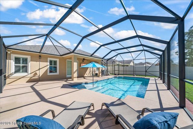 228 Abernathy Circle SE, Palm Bay, FL 32909