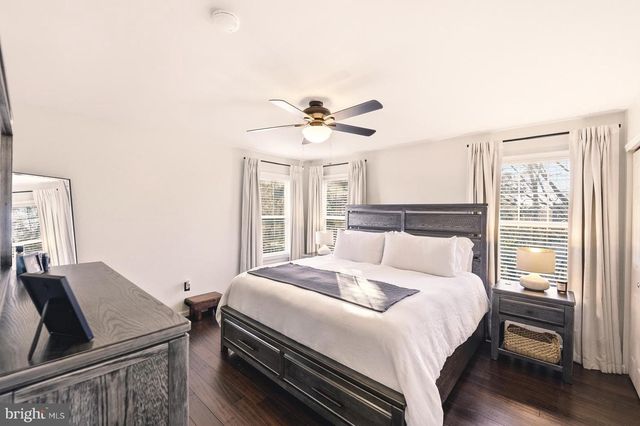 3220 CARBON ST, Whitehall, PA 18052