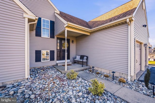 3220 CARBON ST, Whitehall, PA 18052