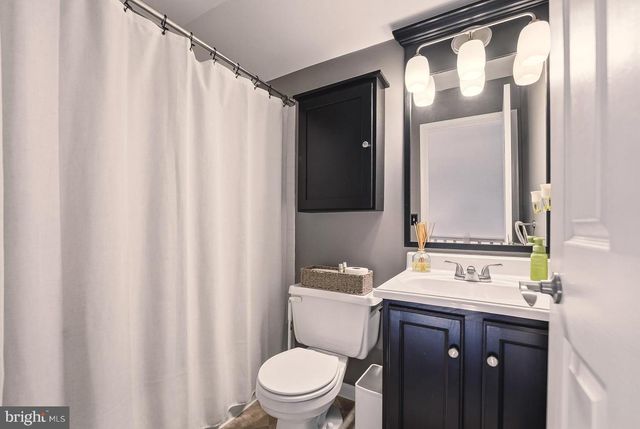 3220 CARBON ST, Whitehall, PA 18052