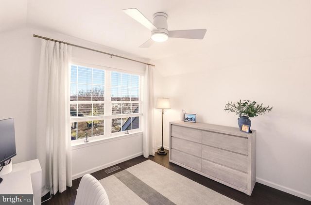 3220 CARBON ST, Whitehall, PA 18052