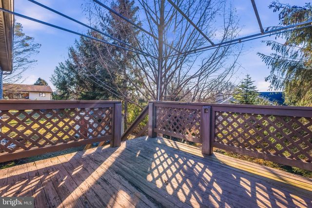 3220 CARBON ST, Whitehall, PA 18052