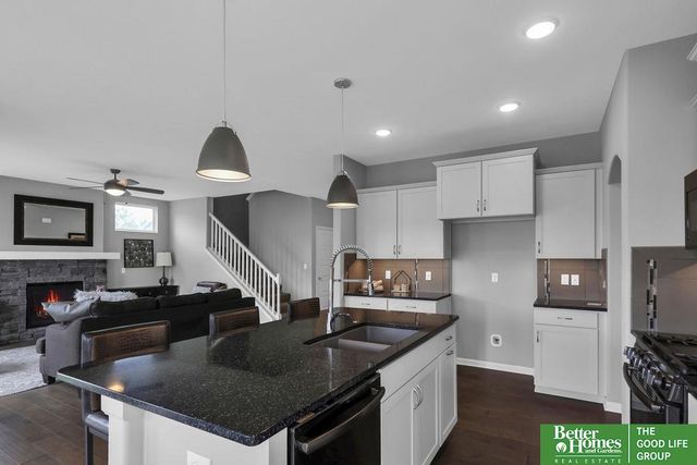 7930 Maxine Drive, Lincoln, NE 68516