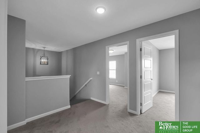 7930 Maxine Drive, Lincoln, NE 68516