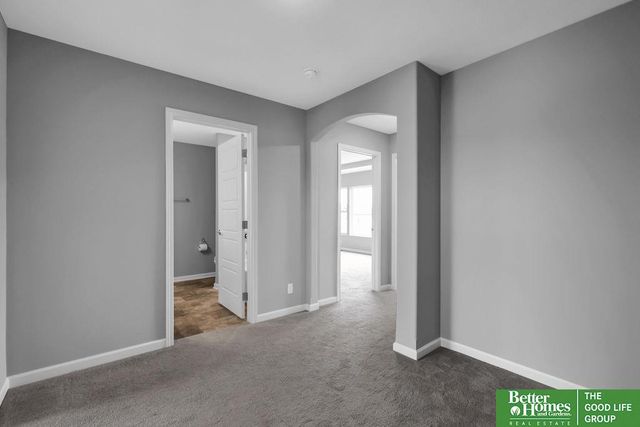 7930 Maxine Drive, Lincoln, NE 68516